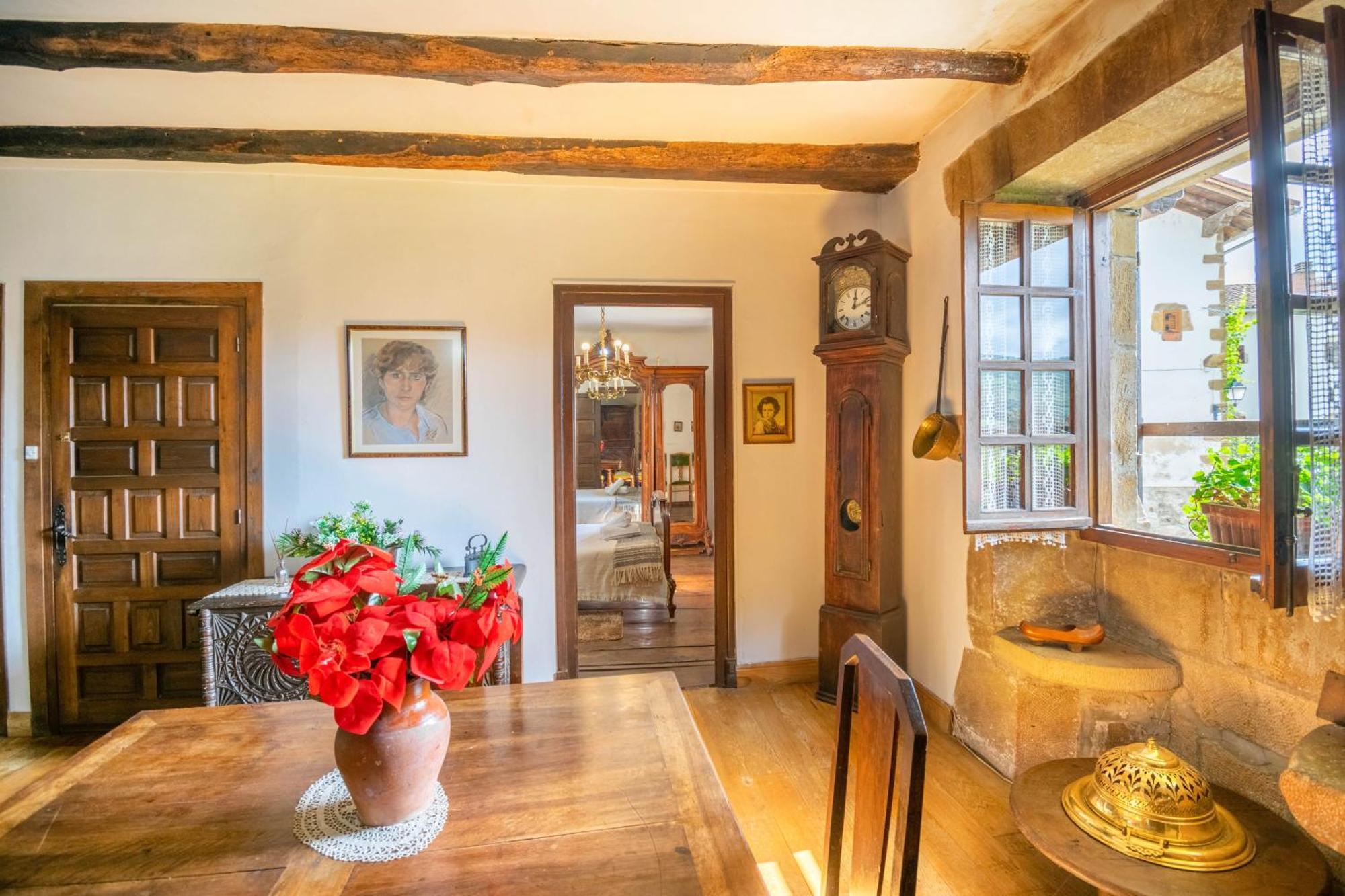 Casa Rural Arotzenia, Hogar Rustico En Pleno Valle De La Ulzama Lizaso Buitenkant foto